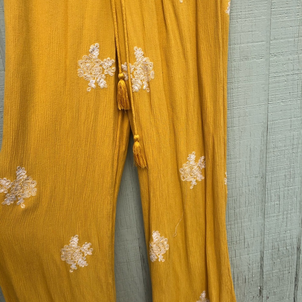 Relaxed fit pants